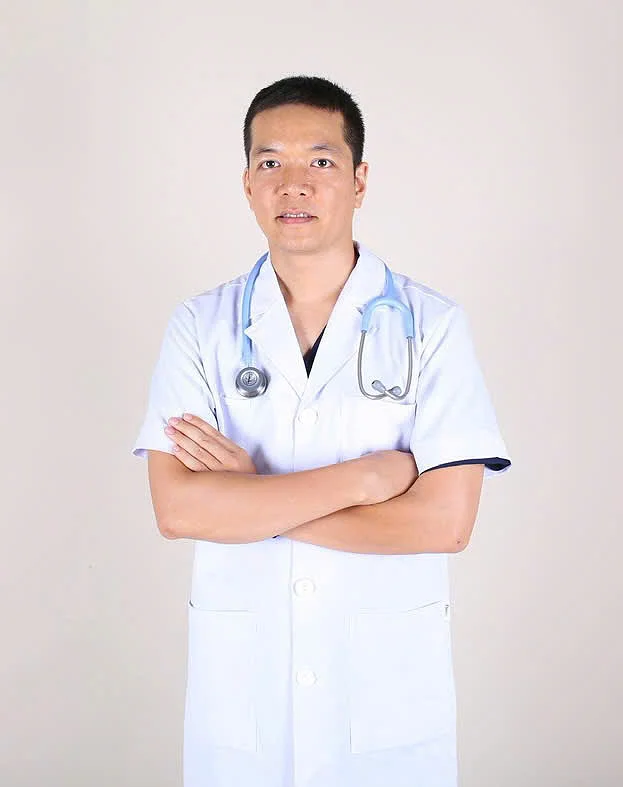 Đội ngũ nhân sự